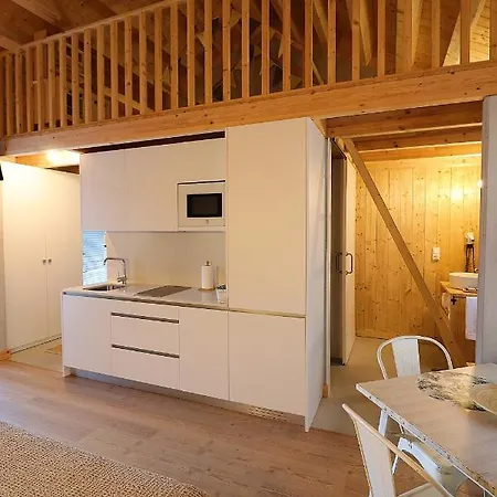 Aloia Nature, Forestal شقة توي