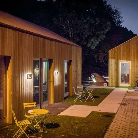 Aloia Nature, Forestal شقة *